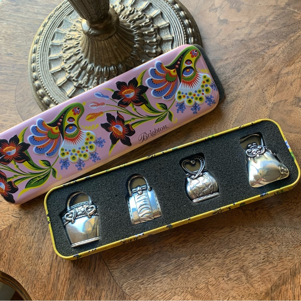 Brighton card holder, set of four in original tin